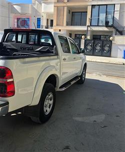 تۆیۆتا هایلۆکس